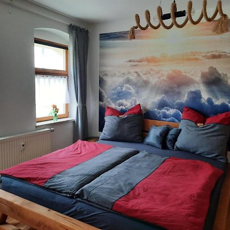 Neu! Geschmackvolle Fewo Lengenfeld Lengenfeld  Extérieur photo