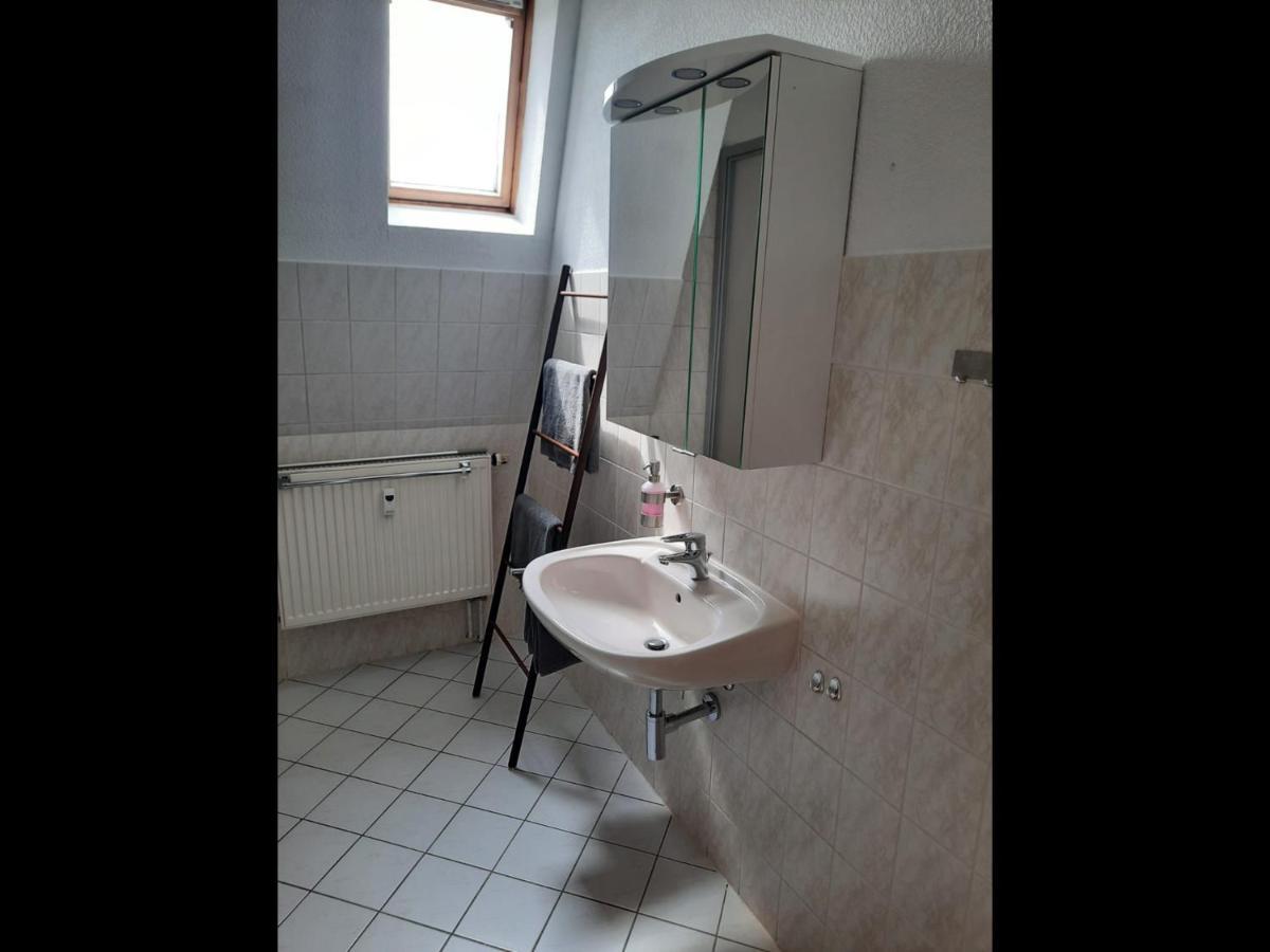 Neu! Geschmackvolle Fewo Lengenfeld Lengenfeld  Extérieur photo