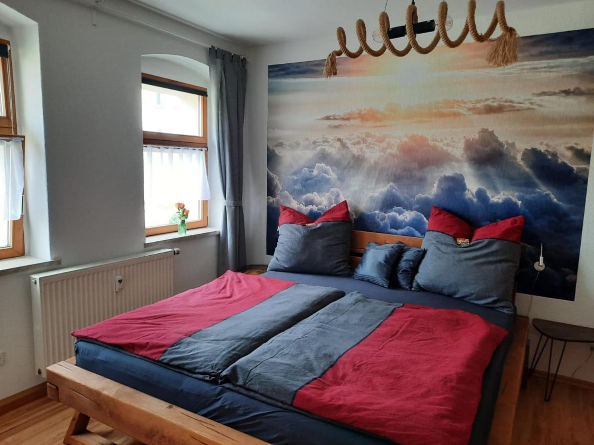 Neu! Geschmackvolle Fewo Lengenfeld Lengenfeld  Extérieur photo